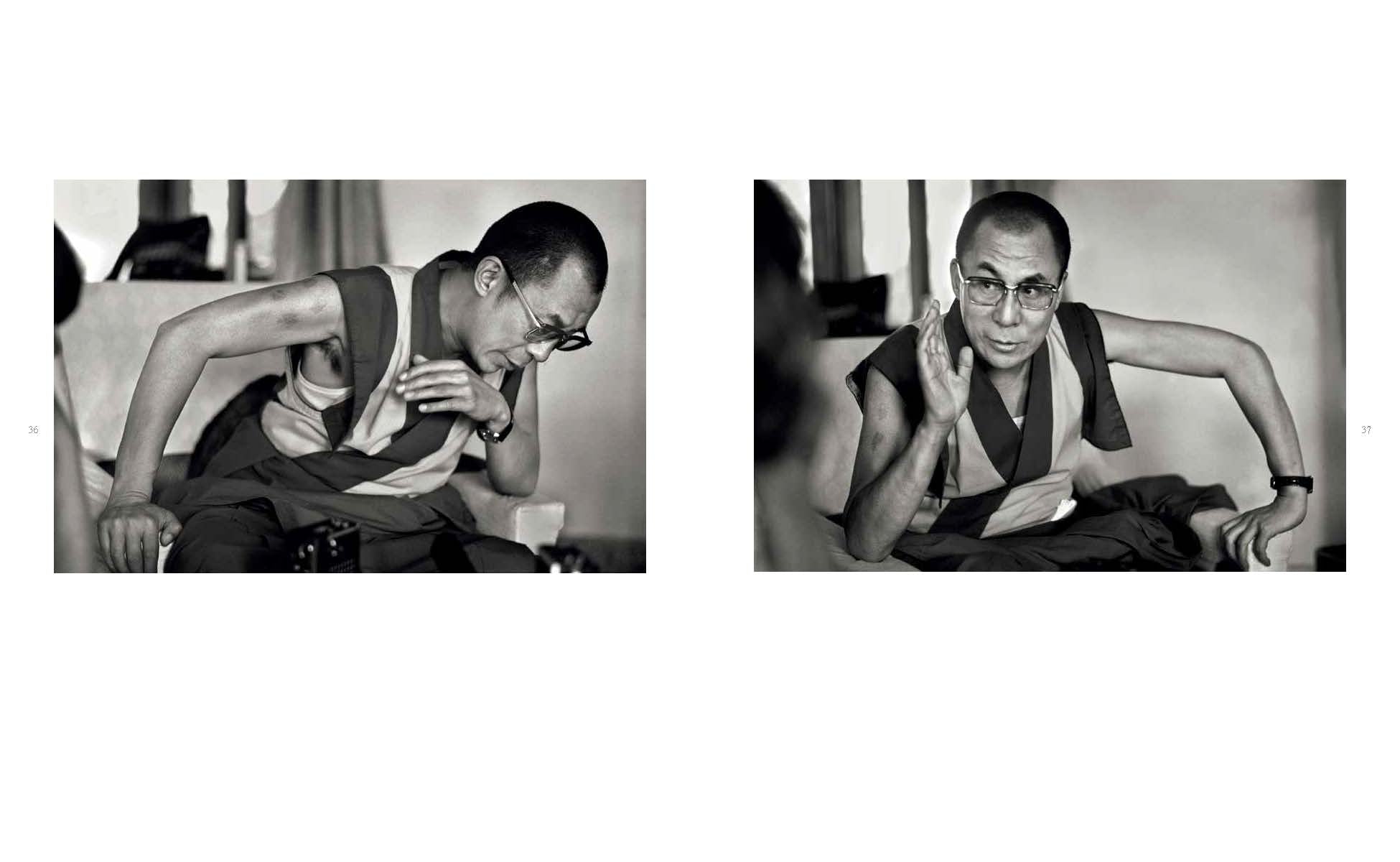 A God In Exile : The Fourteenth Dalai Lama