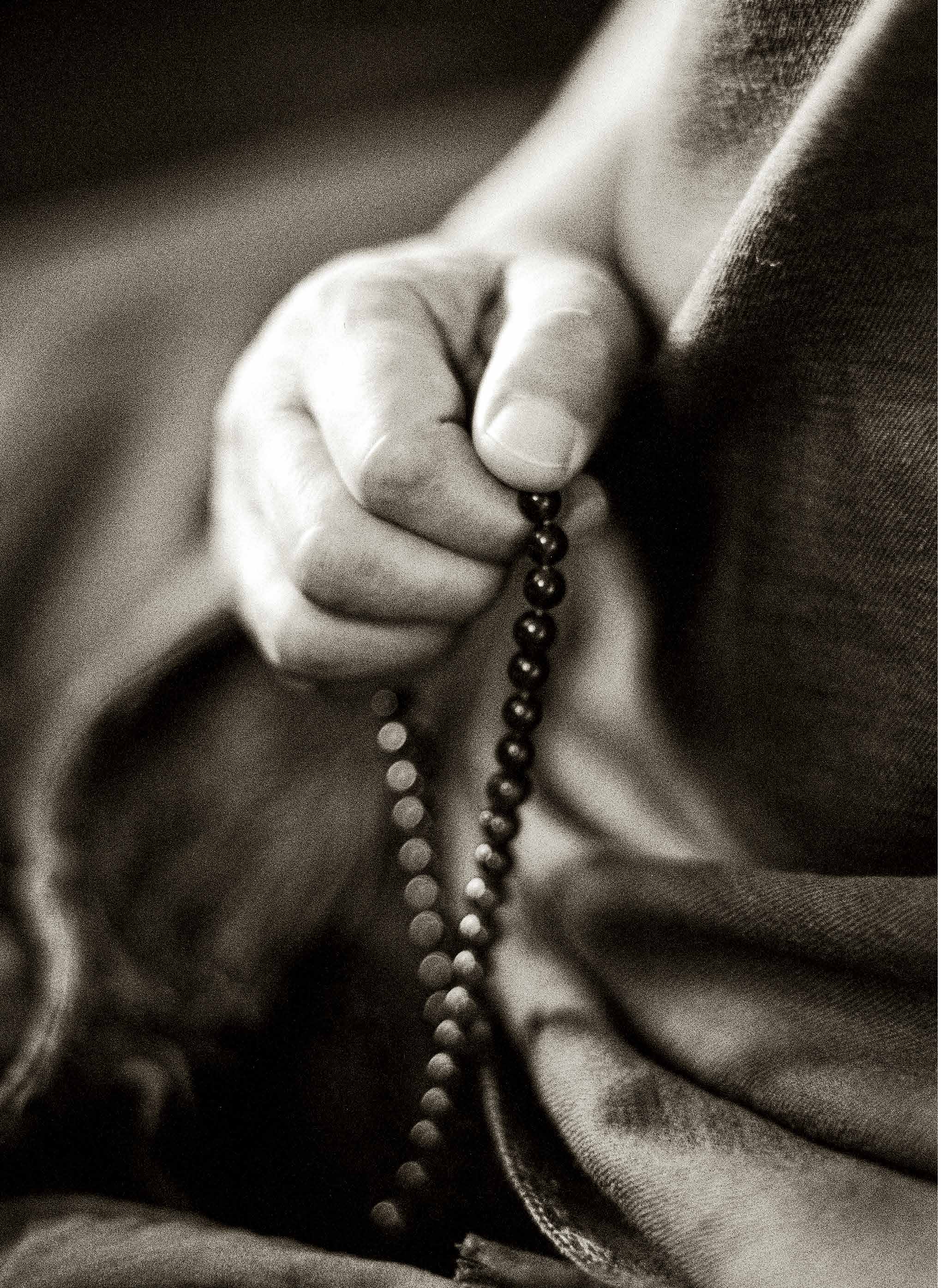 His Holiness The Fourteenth Dalai Lama: An Illustrated Biography