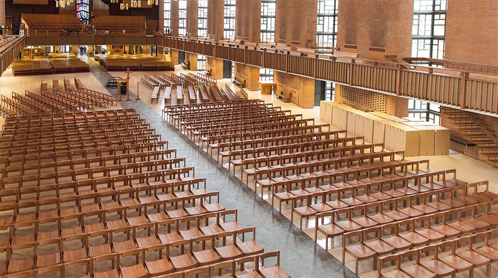 Furniture in Architecture: The Work of Luke Hughes – Arts & Crafts in the Digital Age