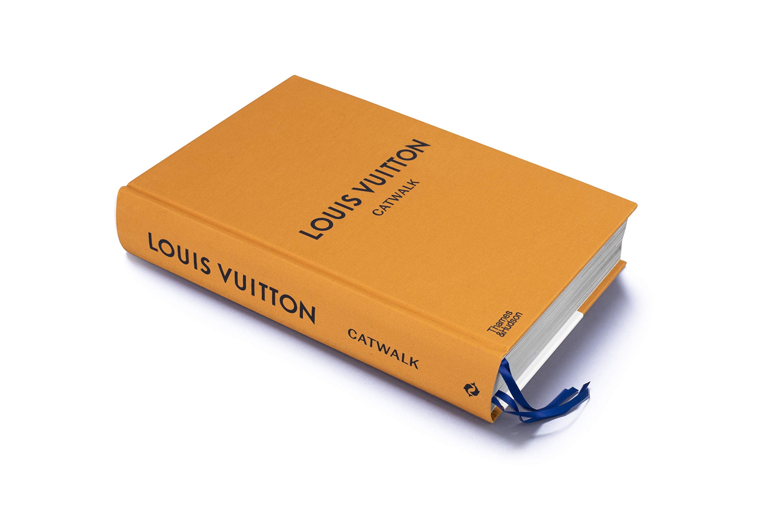 Louis Vuitton Catwalk: The Complete Fashion Collections – CMYK Bookstore